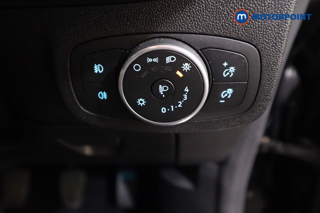 Ford Fiesta Active X Manual Petrol Hatchback - Stock Number (1551699) - 9th supplementary image