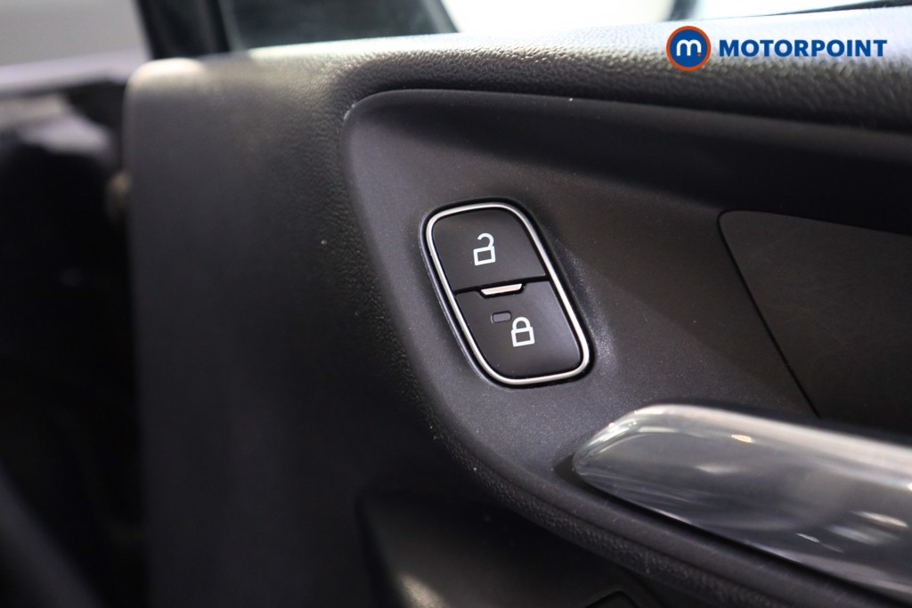 Ford Fiesta Active X Manual Petrol Hatchback - Stock Number (1551699) - 11th supplementary image