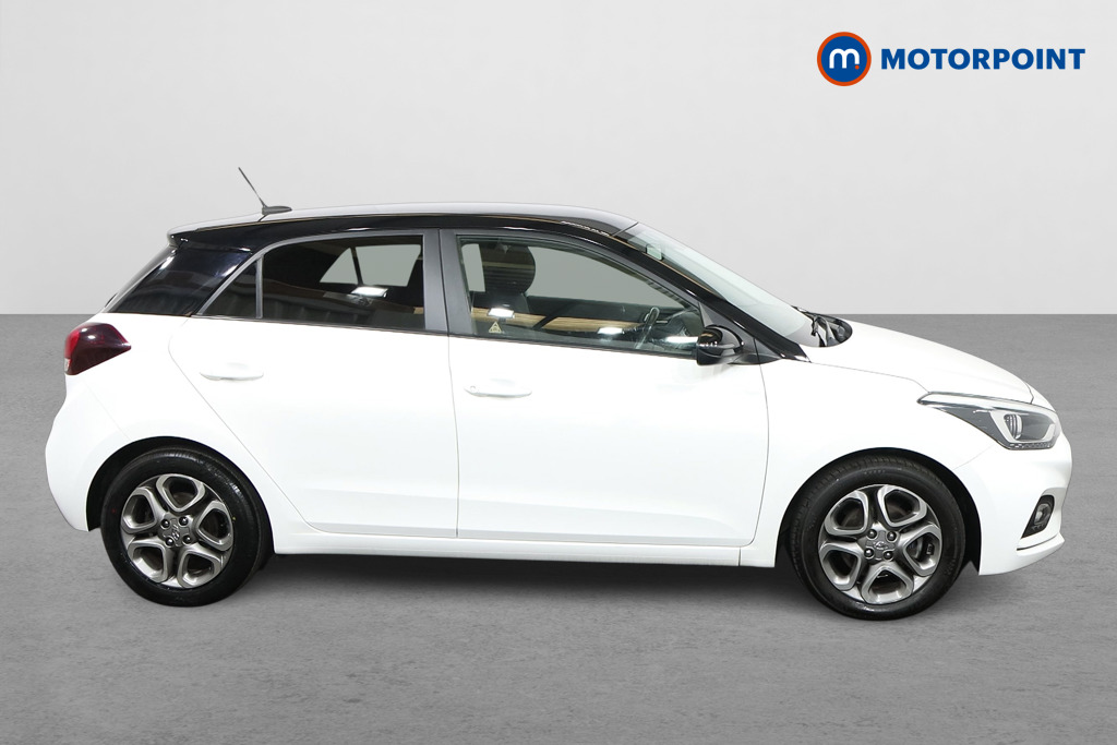 Hyundai I20 Play Manual Petrol Hatchback - Stock Number (1551727) - Drivers side