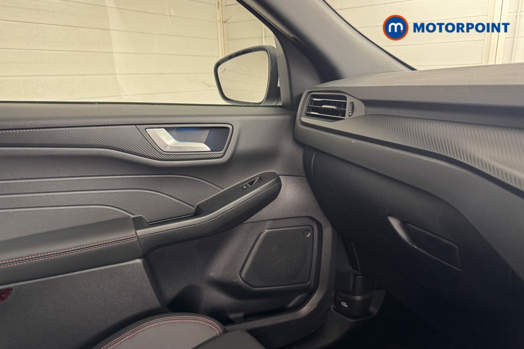 Ford Kuga St-Line Automatic Petrol Plug-In Hybrid SUV - Stock Number (1552084) - 12th supplementary image