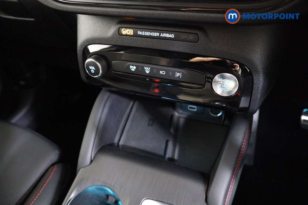 Ford Kuga St-Line Automatic Petrol Plug-In Hybrid SUV - Stock Number (1552127) - 7th supplementary image