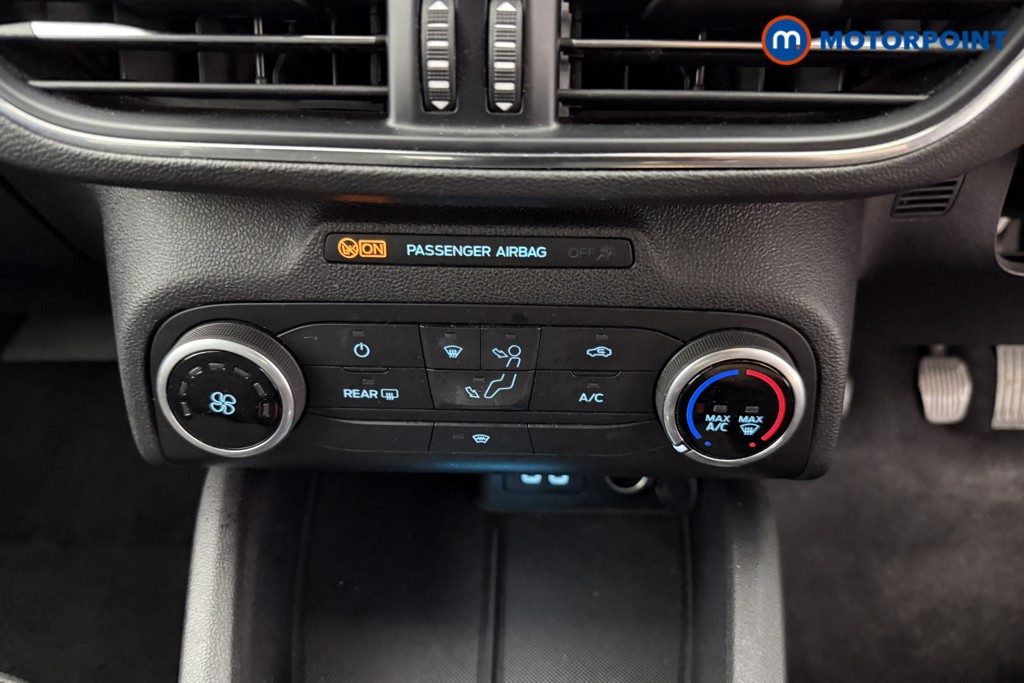 Ford Focus Active Edition Manual Petrol-Electric Hybrid Hatchback - Stock Number (1552596) - 11th supplementary image