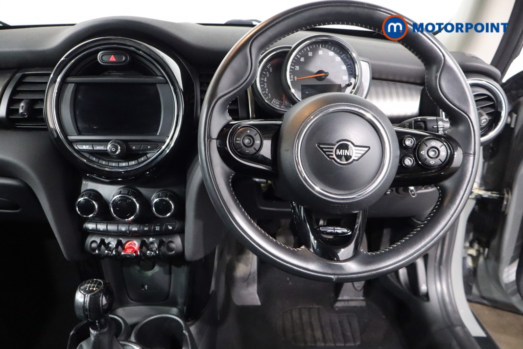 Mini Hatchback Cooper Exclusive Manual Petrol Hatchback - Stock Number (1552628) - 3rd supplementary image