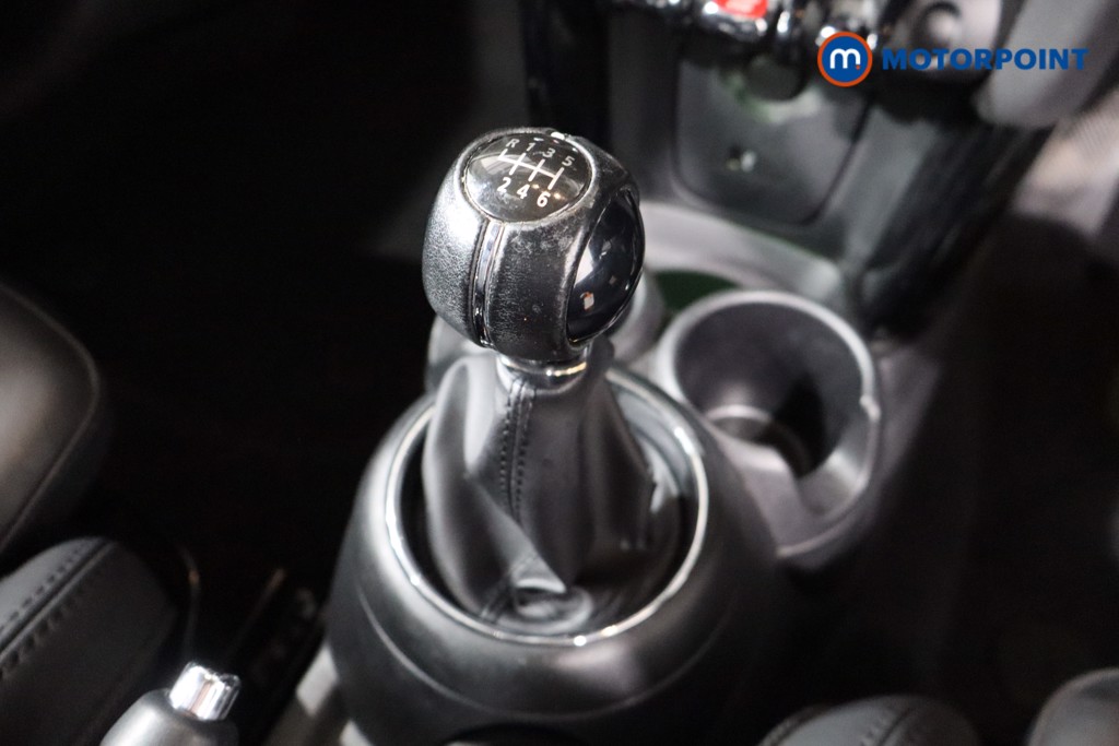 Mini Hatchback Cooper Exclusive Manual Petrol Hatchback - Stock Number (1552628) - 14th supplementary image