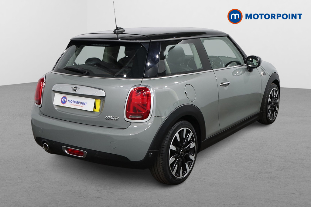 Mini Hatchback Cooper Exclusive Manual Petrol Hatchback - Stock Number (1552628) - Drivers side rear corner