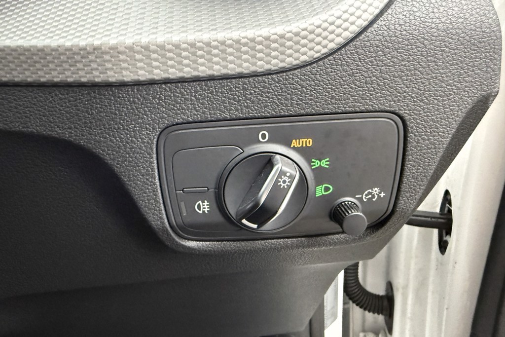 Audi Q2 Technik Manual Petrol SUV - Stock Number (1552832) - 19th supplementary image