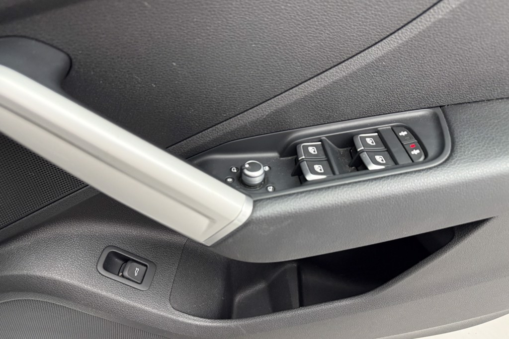 Audi Q2 Technik Manual Petrol SUV - Stock Number (1552832) - 21st supplementary image
