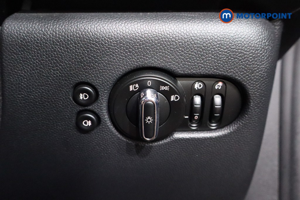 Mini Hatchback Cooper Sport Manual Petrol Hatchback - Stock Number (1552938) - 7th supplementary image