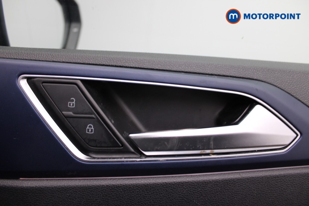 Volkswagen Polo United Manual Petrol Hatchback - Stock Number (1553060) - 15th supplementary image