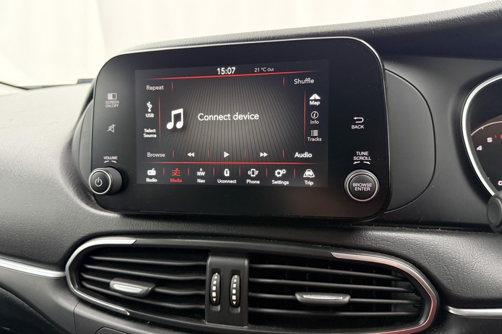 Fiat Tipo Cross 1.0 5Dr Manual Petrol Hatchback - Stock Number (1553372) - 8th supplementary image