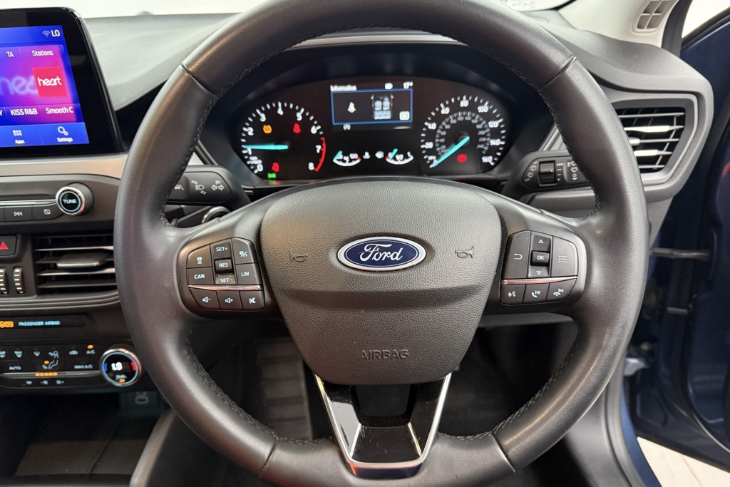 Ford Focus Active Style Manual Petrol Hatchback - Stock Number (1553391) - 3rd supplementary image