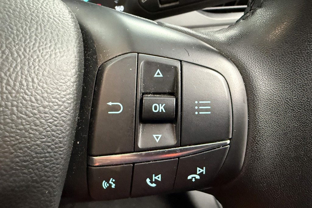 Ford Focus Active Style Manual Petrol Hatchback - Stock Number (1553391) - 5th supplementary image