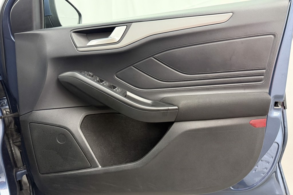 Ford Focus Active Style Manual Petrol Hatchback - Stock Number (1553391) - 19th supplementary image
