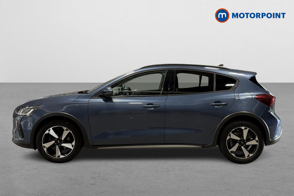 Ford Focus Active Style Manual Petrol Hatchback - Stock Number (1553391) - Passenger side
