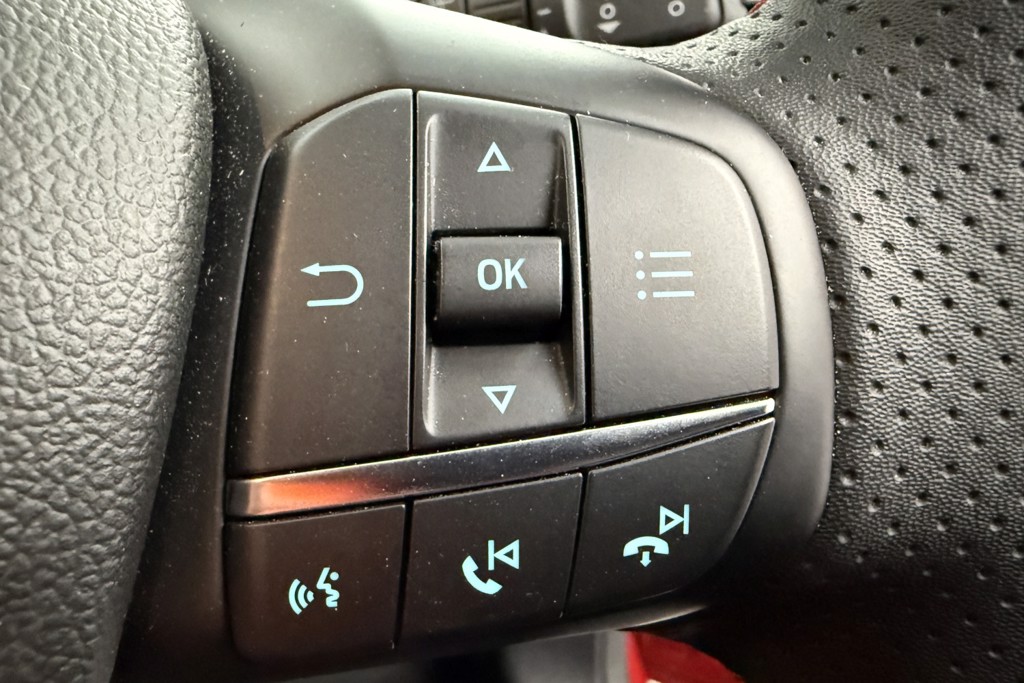 Ford Focus St-Line X Manual Petrol-Electric Hybrid Hatchback - Stock Number (1553637) - 5th supplementary image