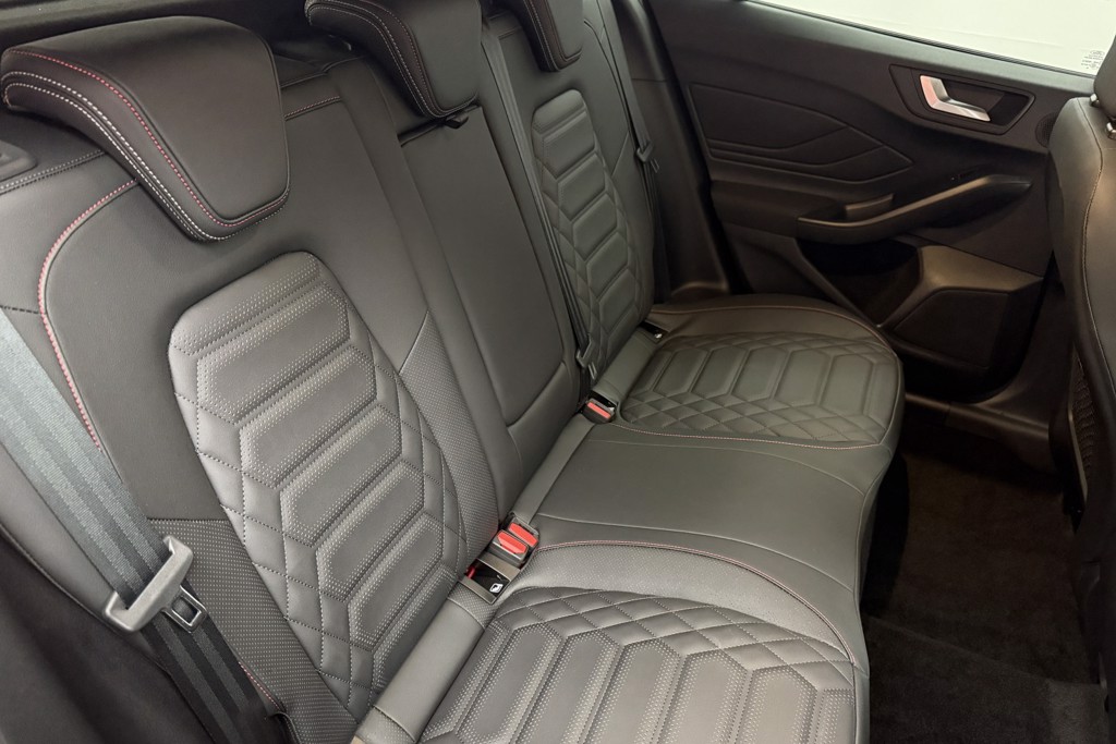 Ford Focus St-Line X Manual Petrol-Electric Hybrid Hatchback - Stock Number (1553637) - 25th supplementary image