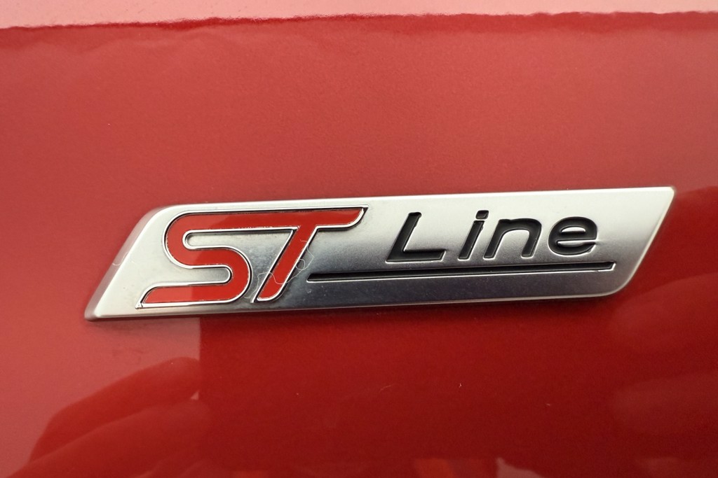 Ford Focus St-Line X Manual Petrol-Electric Hybrid Hatchback - Stock Number (1553637) - 28th supplementary image