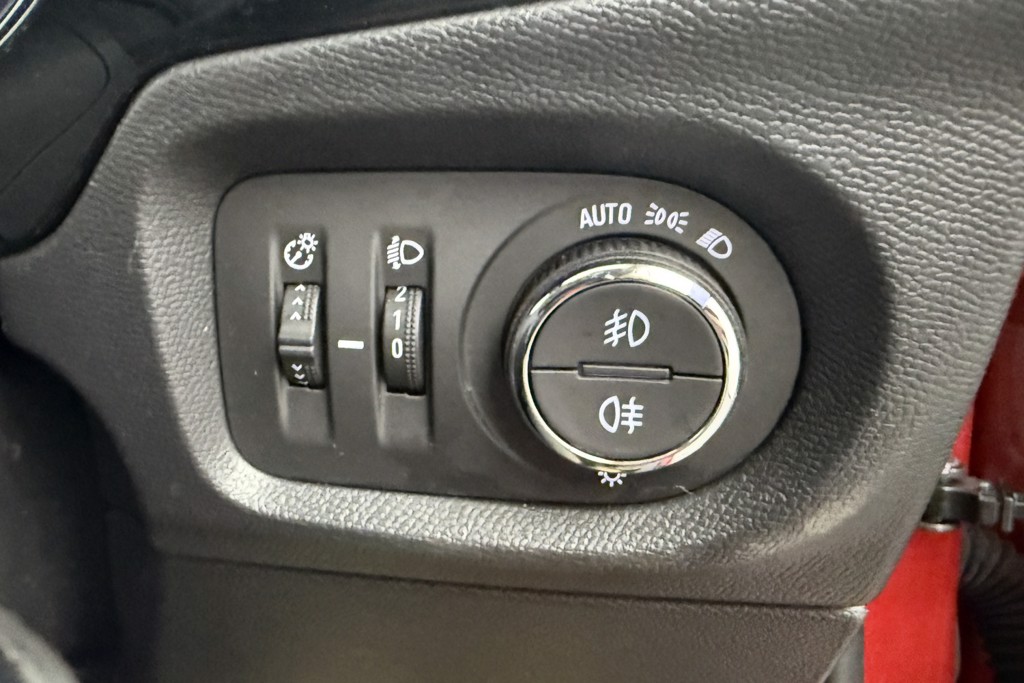 Vauxhall Corsa Elite Edition Manual Petrol Hatchback - Stock Number (1554237) - 14th supplementary image