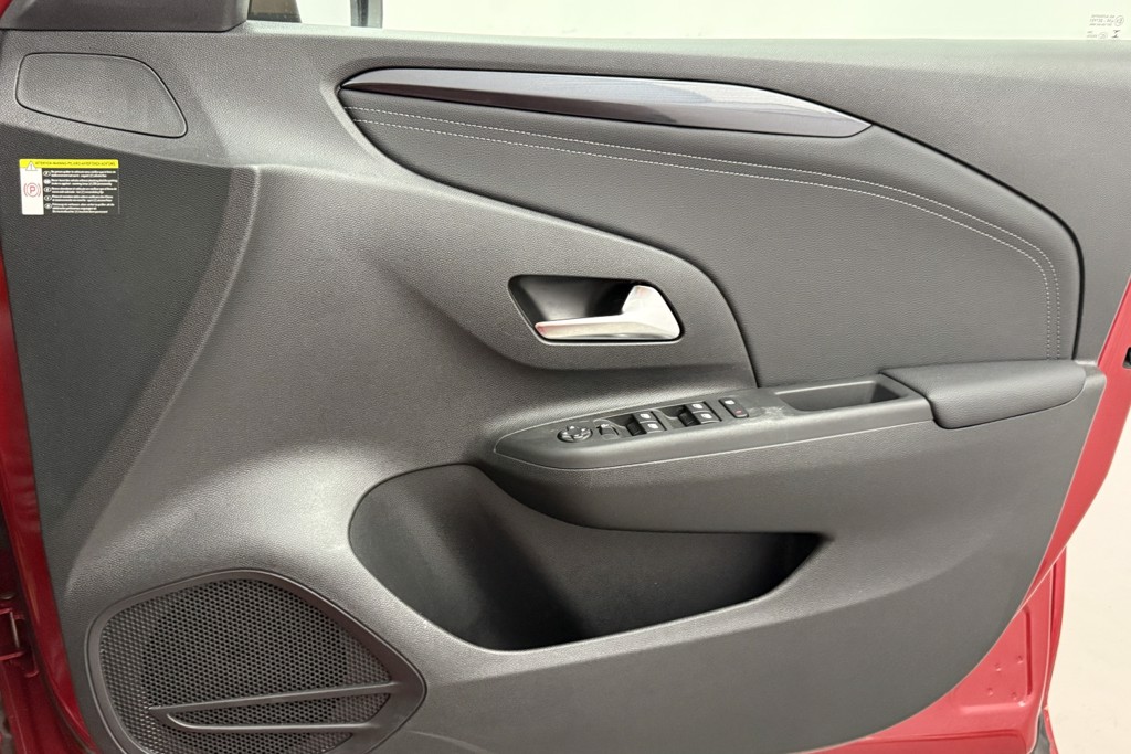 Vauxhall Corsa Elite Edition Manual Petrol Hatchback - Stock Number (1554237) - 15th supplementary image