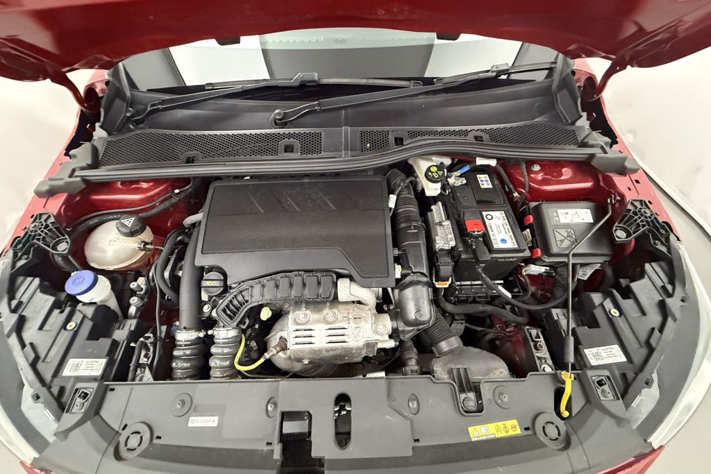 Vauxhall Corsa Elite Edition Manual Petrol Hatchback - Stock Number (1554237) - 25th supplementary image