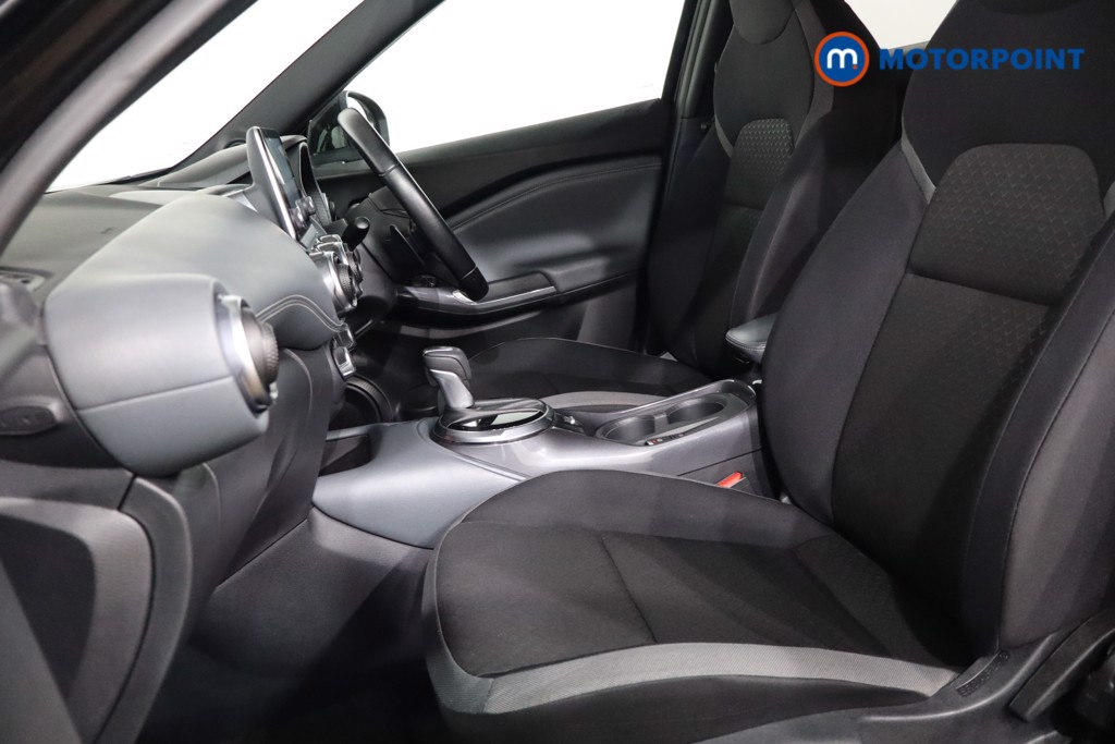 Nissan Juke N-Connecta Automatic Petrol SUV - Stock Number (1554242) - 4th supplementary image