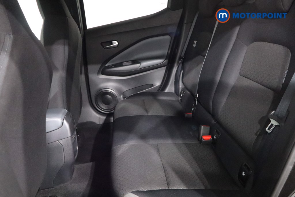 Nissan Juke N-Connecta Automatic Petrol SUV - Stock Number (1554242) - 5th supplementary image
