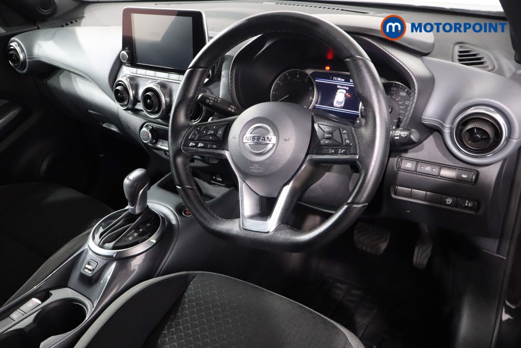 Nissan Juke N-Connecta Automatic Petrol SUV - Stock Number (1554242) - 19th supplementary image