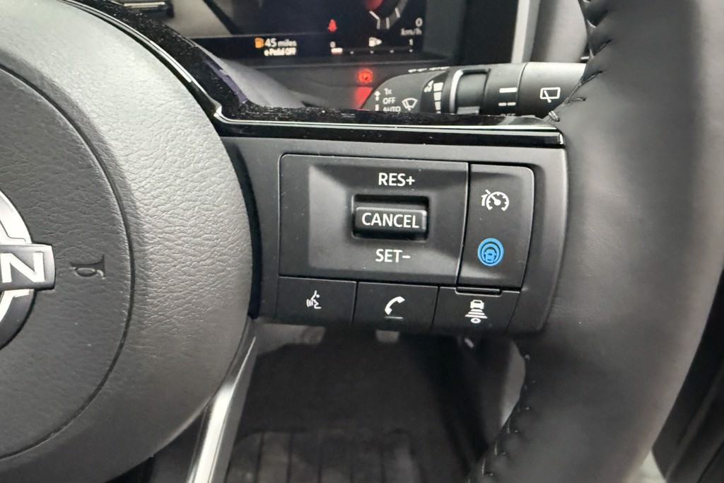 Nissan X-Trail Tekna Automatic Petrol-Electric Hybrid SUV - Stock Number (1554427) - 5th supplementary image