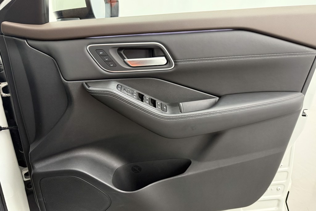 Nissan X-Trail Tekna Automatic Petrol-Electric Hybrid SUV - Stock Number (1554427) - 16th supplementary image