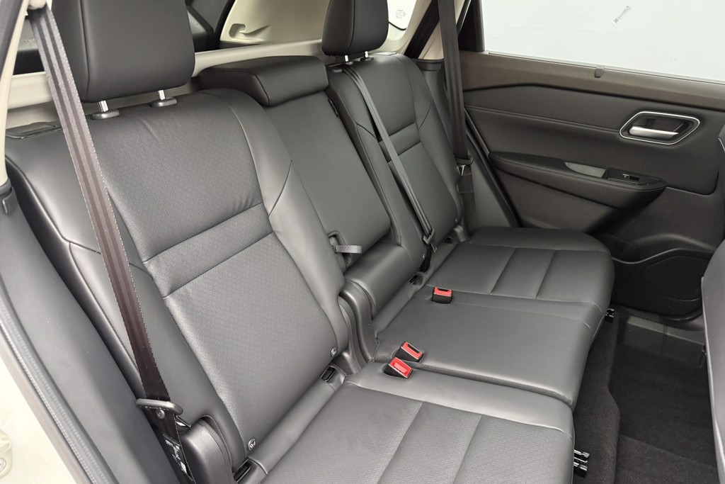 Nissan X-Trail Tekna Automatic Petrol-Electric Hybrid SUV - Stock Number (1554427) - 22nd supplementary image