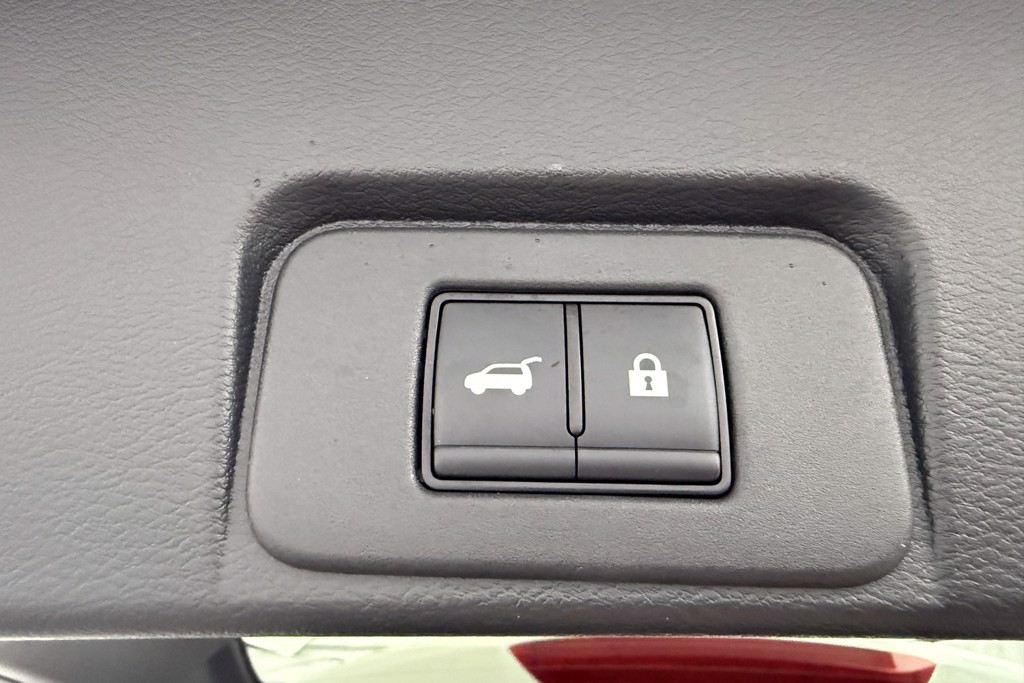Nissan X-Trail Tekna Automatic Petrol-Electric Hybrid SUV - Stock Number (1554427) - 30th supplementary image
