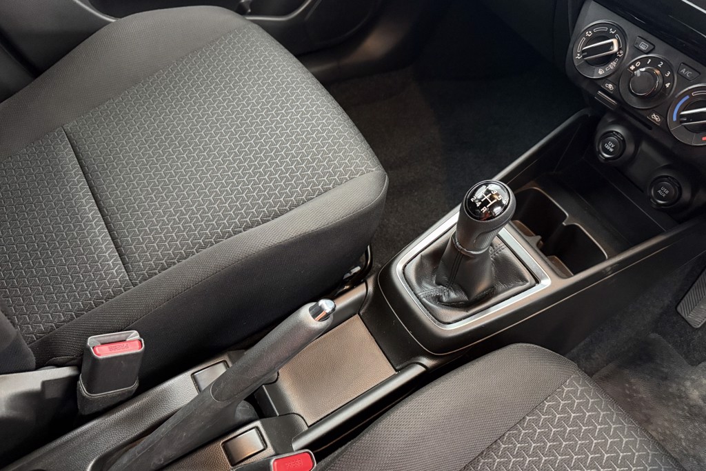 Suzuki Swift Sz-L Manual Petrol-Electric Hybrid Hatchback - Stock Number (1554436) - 13th supplementary image