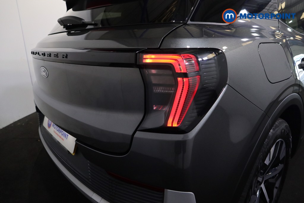 Ford Explorer Select Automatic Electric SUV - Stock Number (1555636) - 21st supplementary image