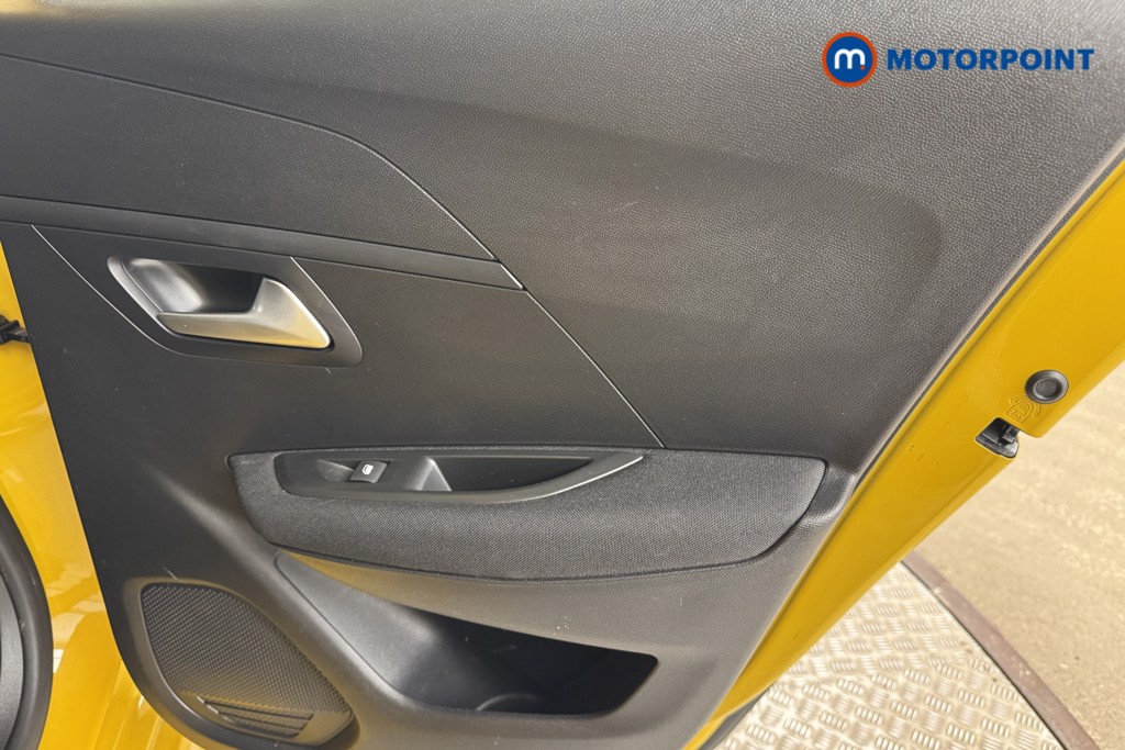 Peugeot 208 Active Premium Manual Petrol Hatchback - Stock Number (1555667) - 16th supplementary image