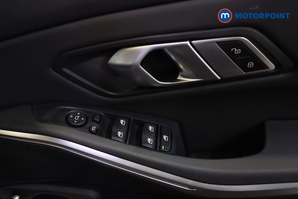 BMW 3 Series Se Pro Automatic Petrol Plug-In Hybrid Estate - Stock Number (1555832) - 3rd supplementary image