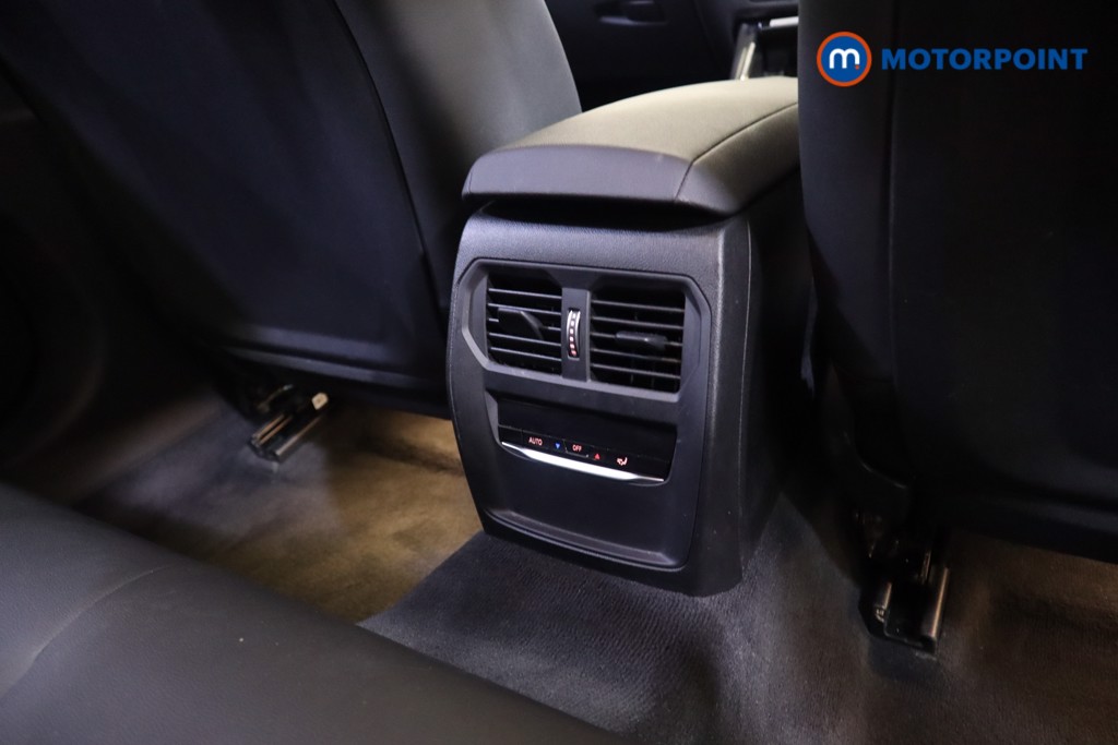BMW 3 Series Se Pro Automatic Petrol Plug-In Hybrid Estate - Stock Number (1555832) - 27th supplementary image