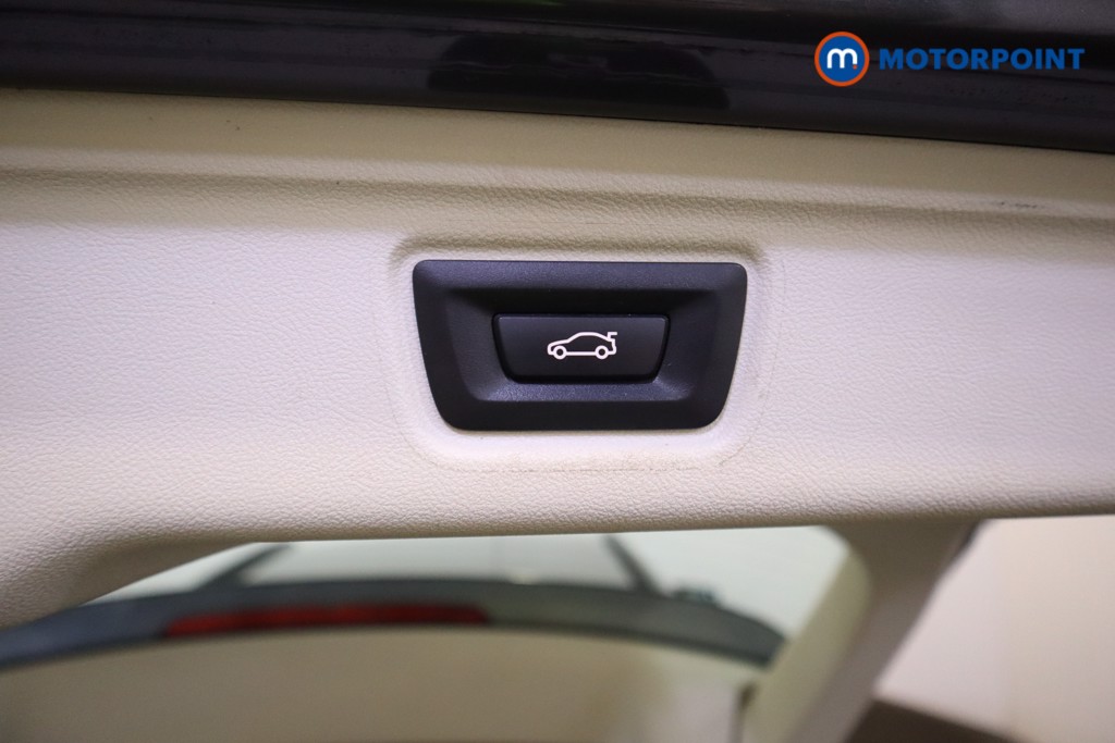 BMW 3 Series Se Pro Automatic Petrol Plug-In Hybrid Estate - Stock Number (1555832) - 29th supplementary image