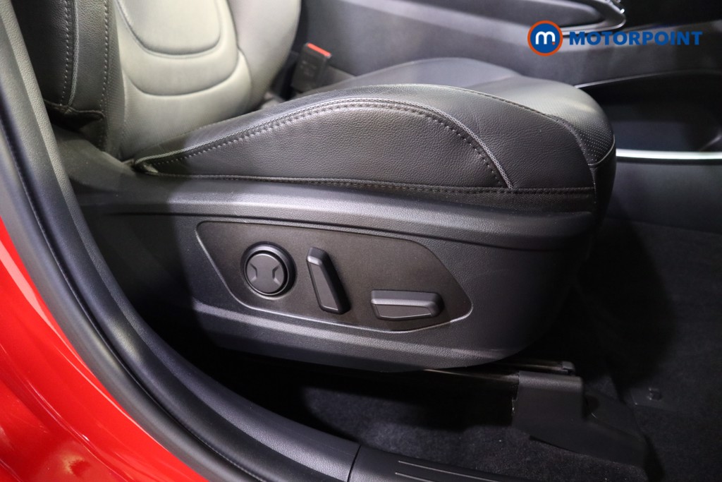 Hyundai Tucson Ultimate Automatic Petrol-Electric Hybrid SUV - Stock Number (1555864) - 13th supplementary image