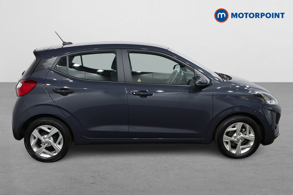 Hyundai I10 Se Connect Automatic Petrol Hatchback - Stock Number (1556504) - Drivers side