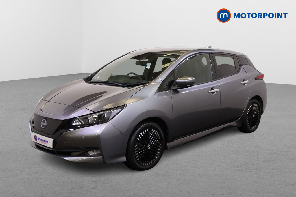 Nissan Leaf N-Connecta Automatic Electric Hatchback - Stock Number (1556614) - Passenger side front corner