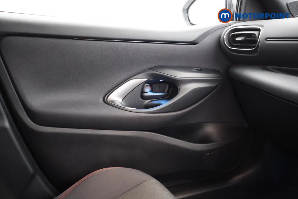 Toyota Yaris Gr Sport Automatic Petrol-Electric Hybrid Hatchback - Stock Number (1556617) - 6th supplementary image