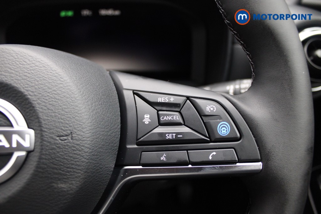 Nissan Juke Tekna Manual Petrol SUV - Stock Number (1556778) - 14th supplementary image