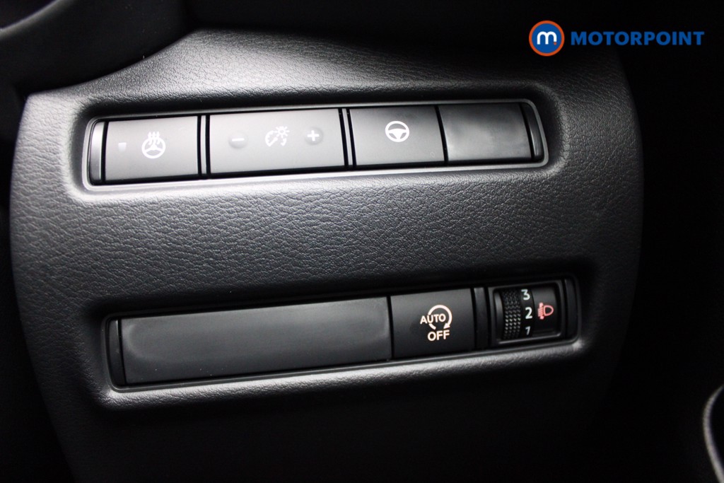 Nissan Juke Tekna Manual Petrol SUV - Stock Number (1556778) - 15th supplementary image