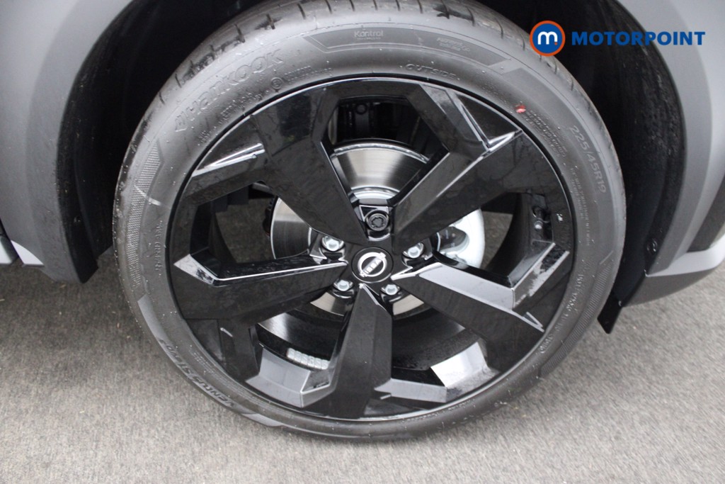 Nissan Juke Tekna Manual Petrol SUV - Stock Number (1556778) - 18th supplementary image