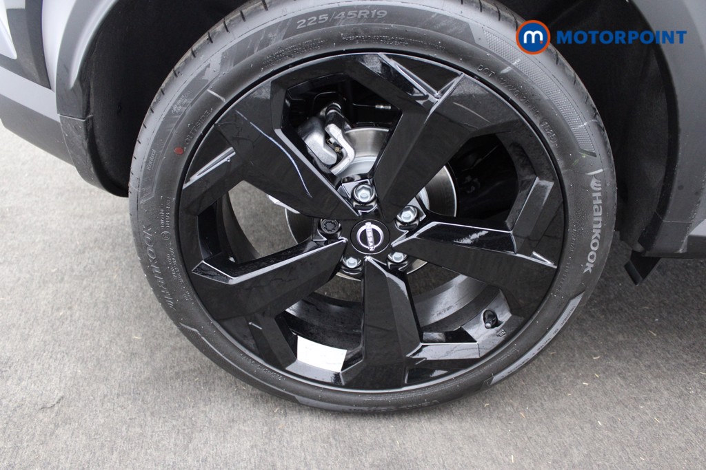 Nissan Juke Tekna Manual Petrol SUV - Stock Number (1556778) - 19th supplementary image