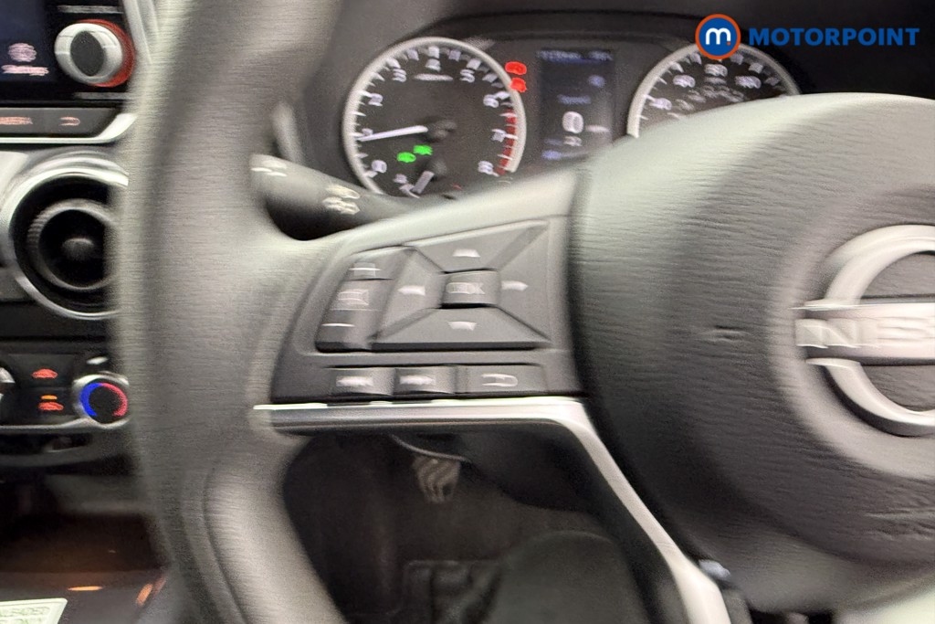 Nissan Juke Acenta Manual Petrol SUV - Stock Number (1556923) - 11th supplementary image