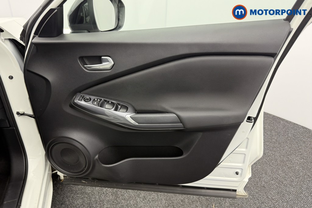 Nissan Juke Acenta Manual Petrol SUV - Stock Number (1556923) - 15th supplementary image