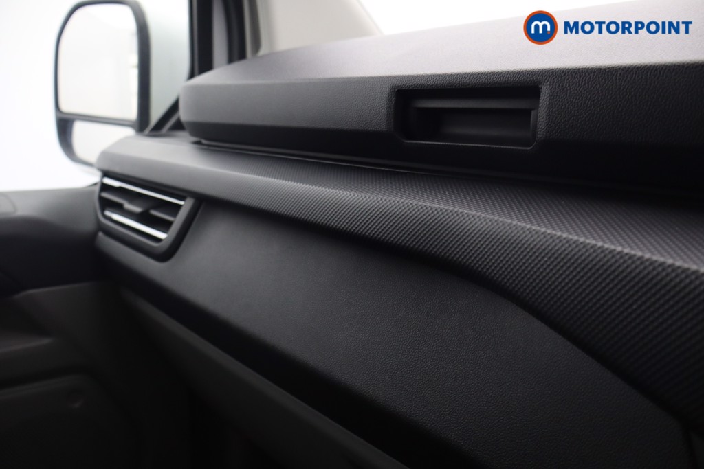 Ford Transit Custom Limited Manual Diesel Panel Van - Stock Number (1556941) - Passenger side rear corner