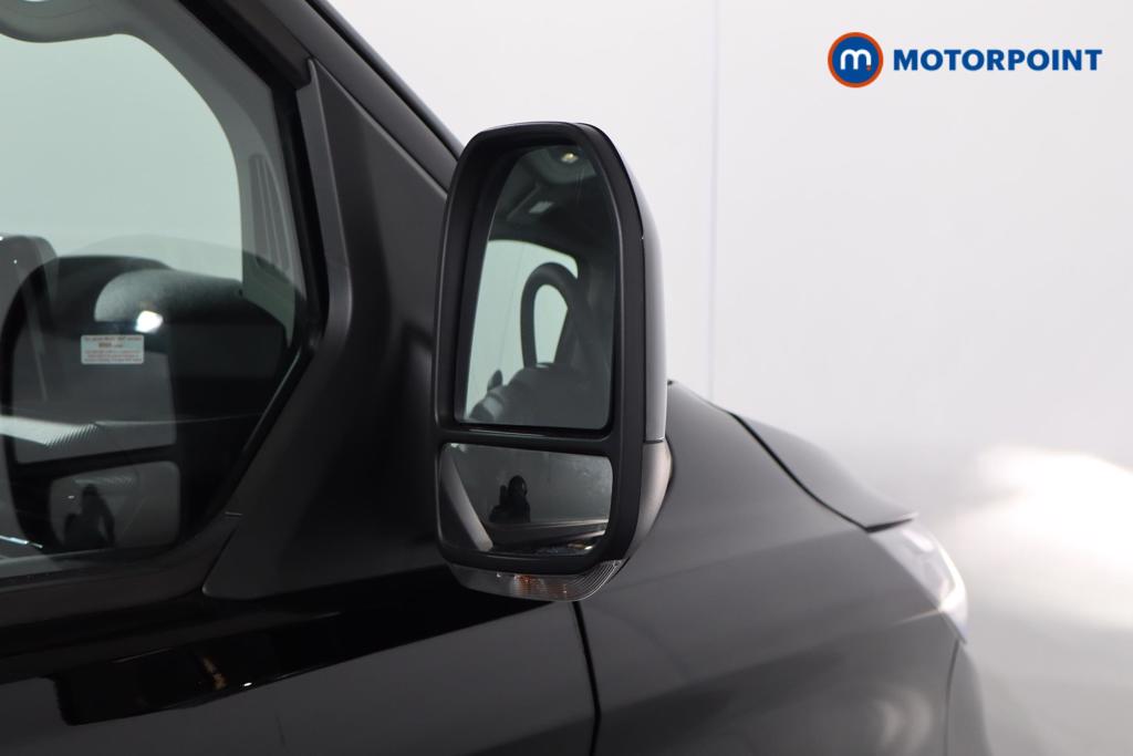 Ford Transit Custom Limited Manual Diesel Panel Van - Stock Number (1556948) - 11th supplementary image