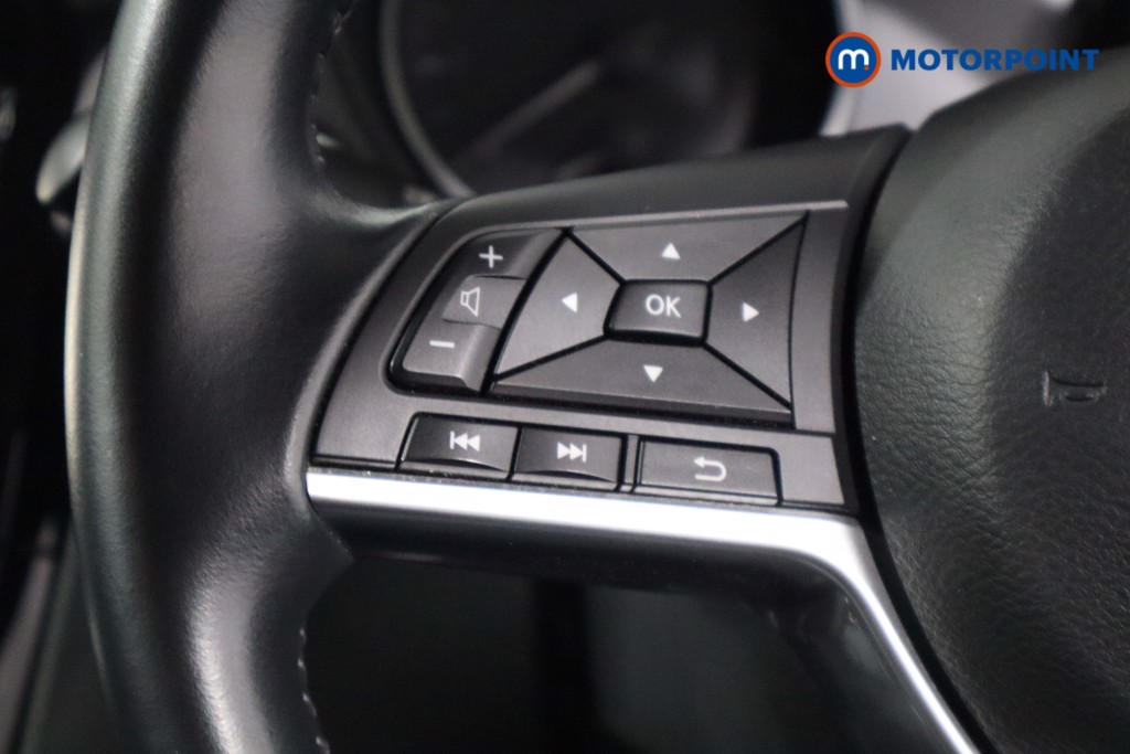 Nissan Qashqai N-Connecta Automatic Petrol SUV - Stock Number (1556991) - 7th supplementary image